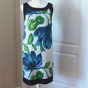 Kim Rogers Sleeveless  Flower Print Shift Dress.  Size 8